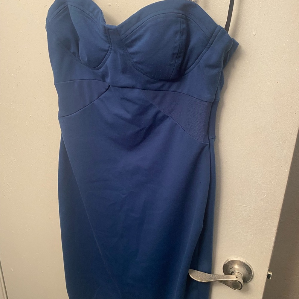 Kim Kardashian dress size large with detachable straps
